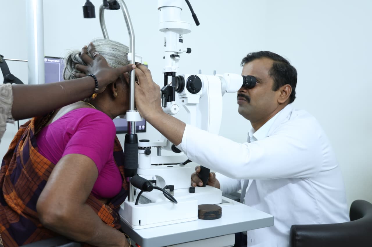Nellai Eye Care chief doctor