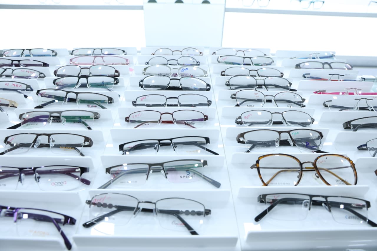 Nellai Eye Care specs
