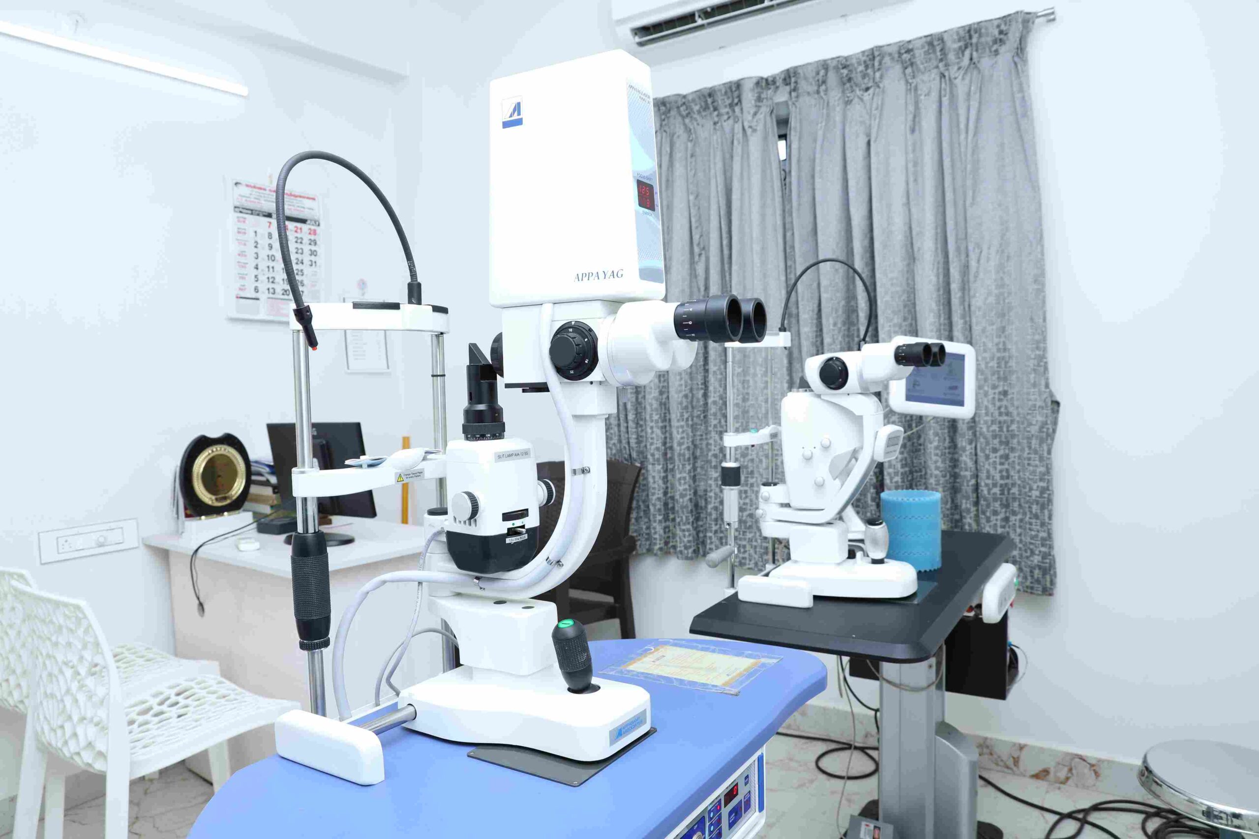 nellai eye care clinic equibments